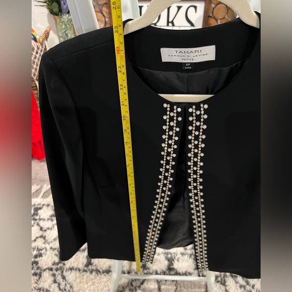 Women’s Tahari Arthur S Levine Black Pearl Trim Suit Blazer Petite 6P Open Front - Picture 10 of 14